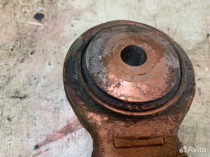 Кронштейн кабины передний левый Daf Xf 95