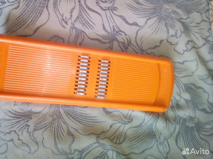 Тёрка для моркови по корейски