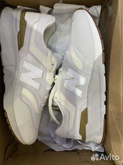 Кроссовки мужские new balance