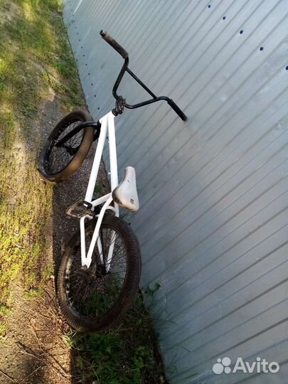 BMX mongoose legeon L40