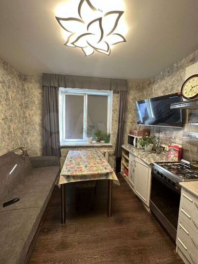 2-к. квартира, 50,6 м², 10/10 эт.