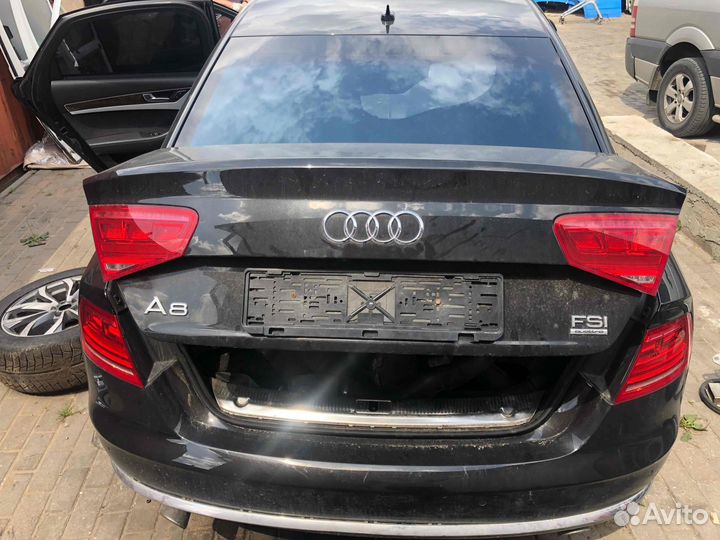 Крышка багажника Audi A8 2012