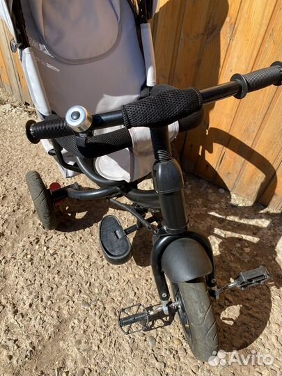 Трехколесный велосипед