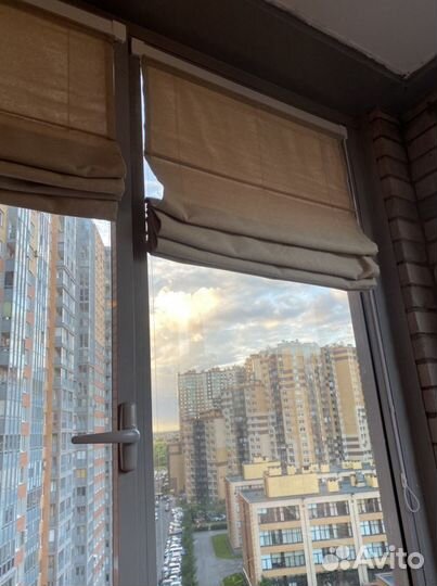 Установка карнизов, рулонных римских штор, жалюзи