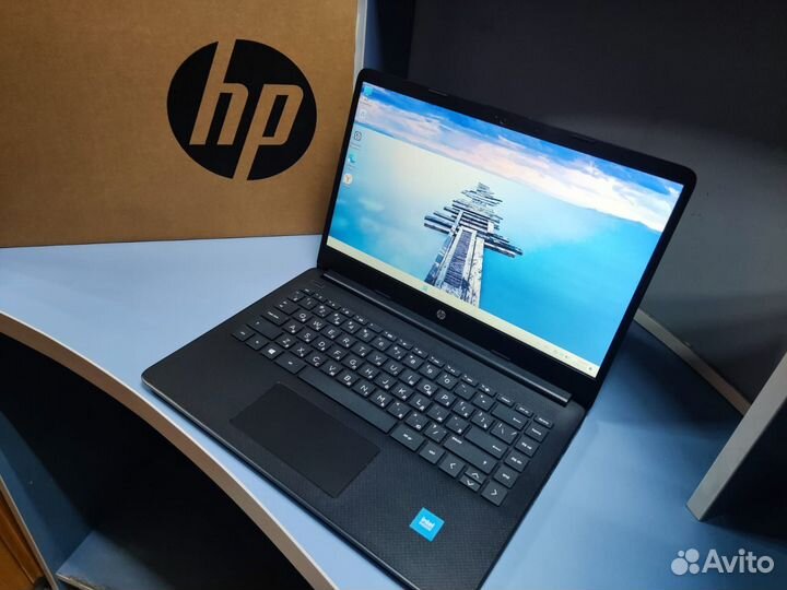 Новый ноутбук HP intel/8GB/SSD/14
