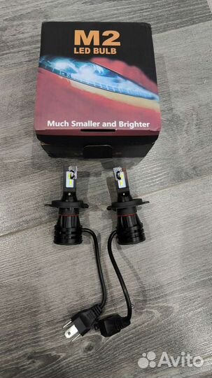 Лампа автомобильная h4