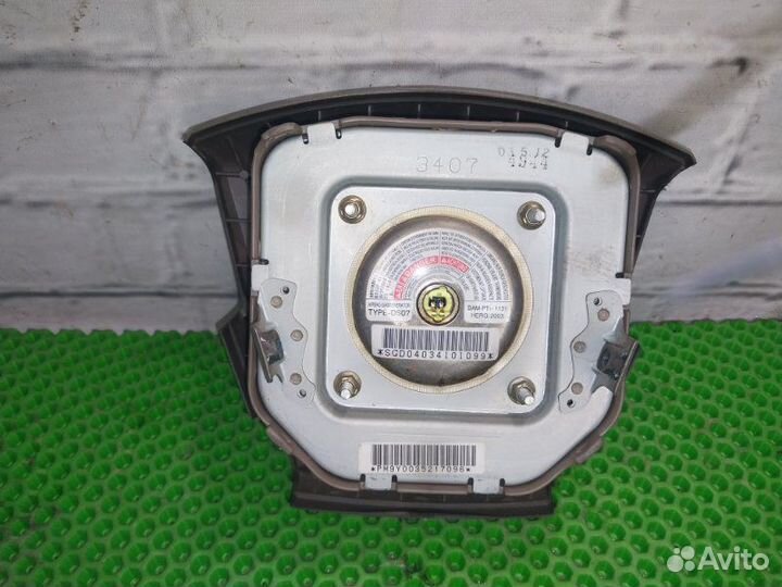 Подушка безопасности водителя Nissan Teana J31