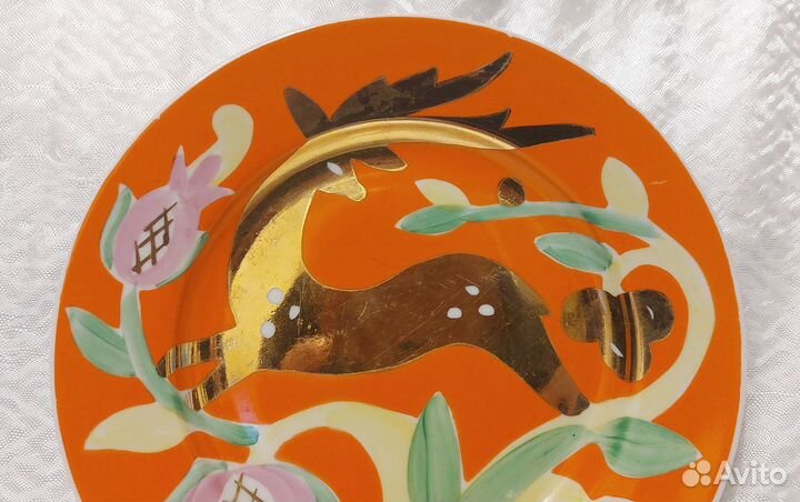 Тарелка Золотой олень. Дулево