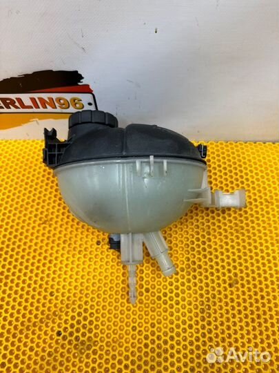 Расширительный бачок Mercedes-Benz E-Class 271