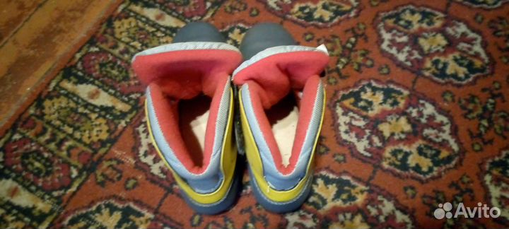 Ботинки лыжные