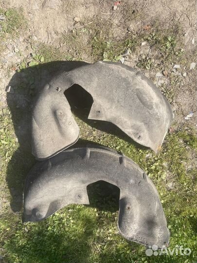 Подкрылки Volvo xc 90 2004