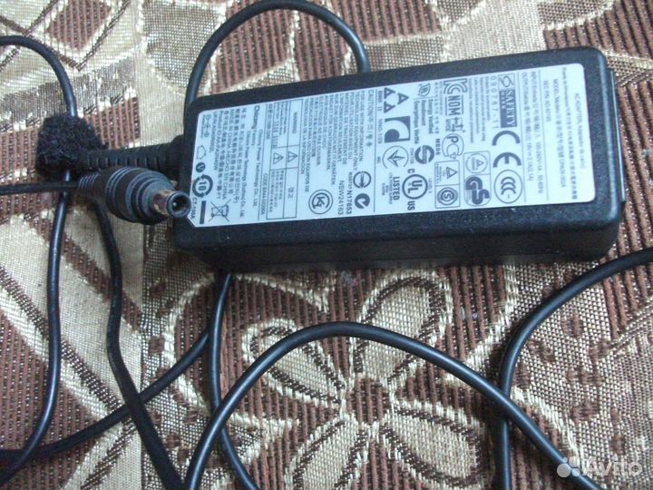 Блок питания для ноутбука Acer и Samsung
