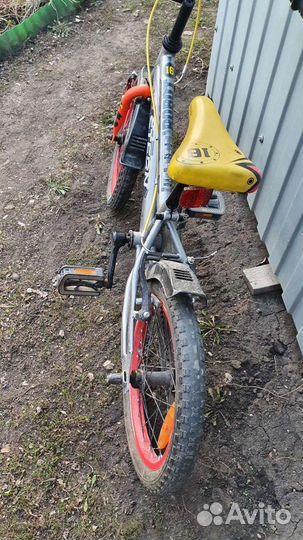 Детский велосипед 16