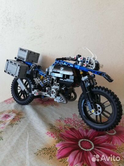 Конструктор lego Technic 42063 BMW R 1200 GS