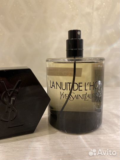 Lanuitde Yves Saint Lauren