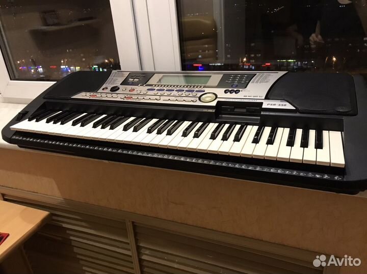 Синтезатор yamaha PSR-550