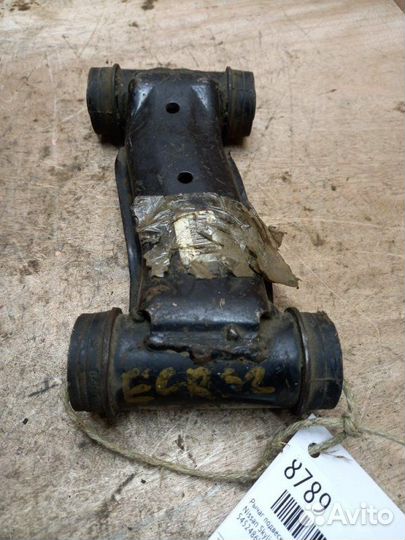 Рычаг подвески верхний передний правый Nissan