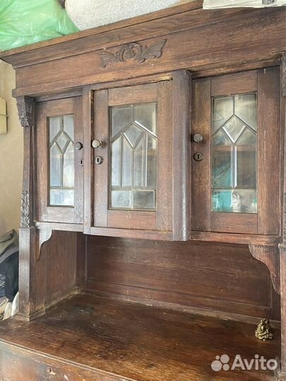 Старинный буфет