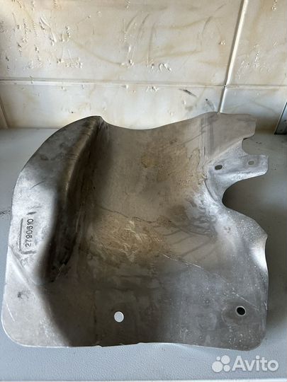 Кронштейн брызговика Scania 6 2790610