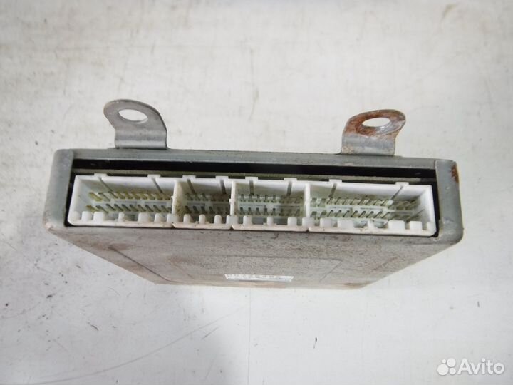 Блок управления двигателем Mitsubishi Colt CJ