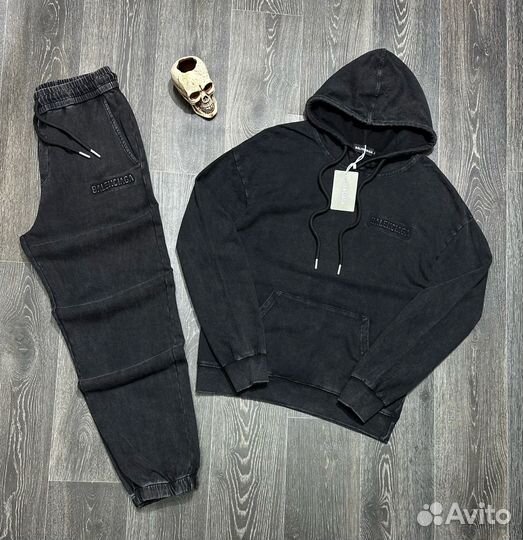 Спортивный костюм мужской balenciaga