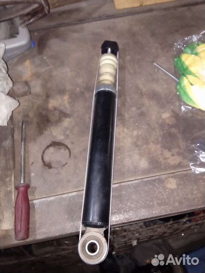 Заднии стойки