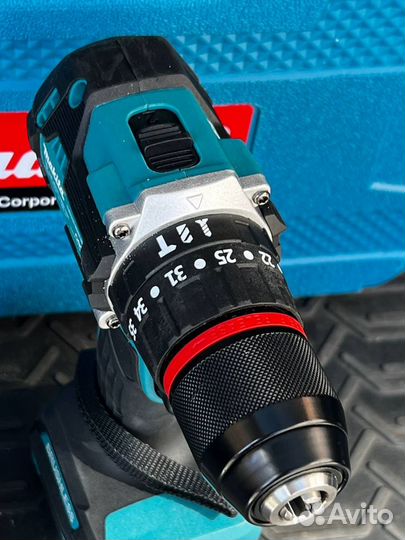 Шуруповерт бесщеточный Makita 58V