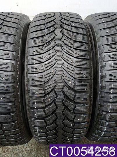 Bridgestone Blizzak Spike-01 285/60 R18 96T