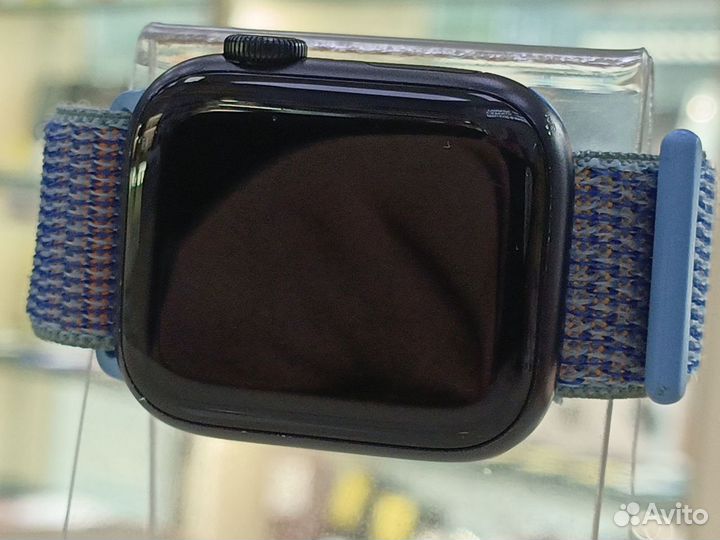 Смарт-часы Apple Watch Series 8 41mm (Солнечный)