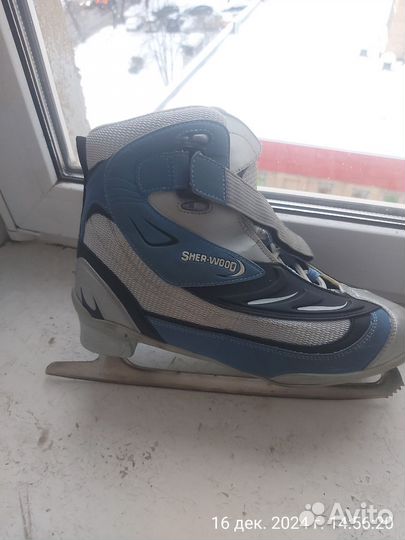 Коньки фигурные