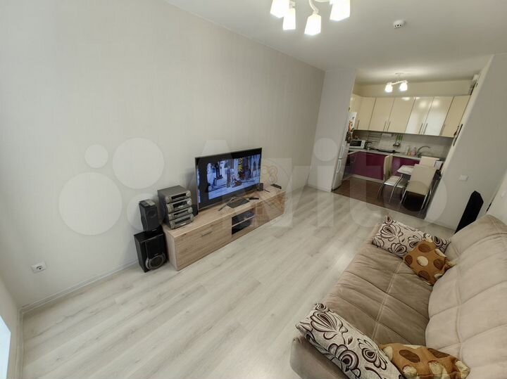 2-к. квартира, 42,7 м², 10/15 эт.