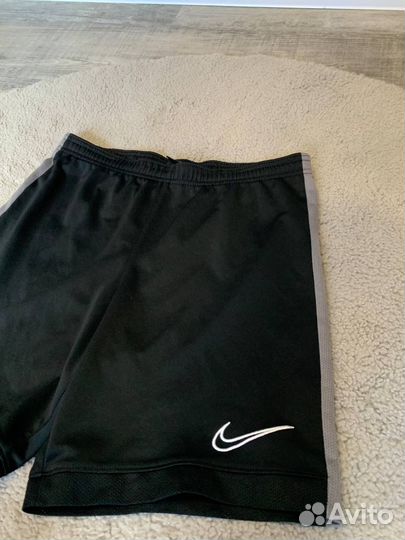 Шорты nike