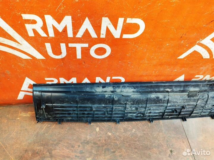 Накладка бампера задняя Lexus Lx 3 URJ200 2015-Нв