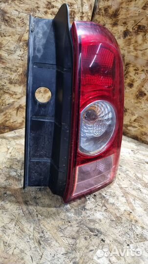 Фонарь задний правый Renault Duster 1 дорест