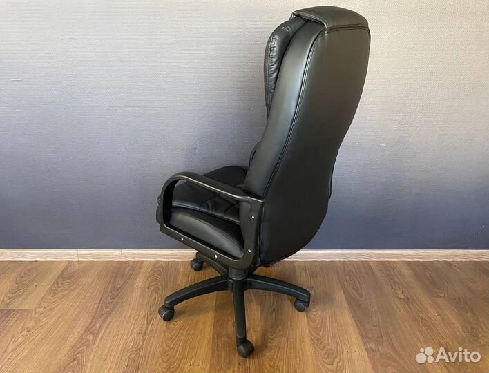 Компьютерное кресло от производителя