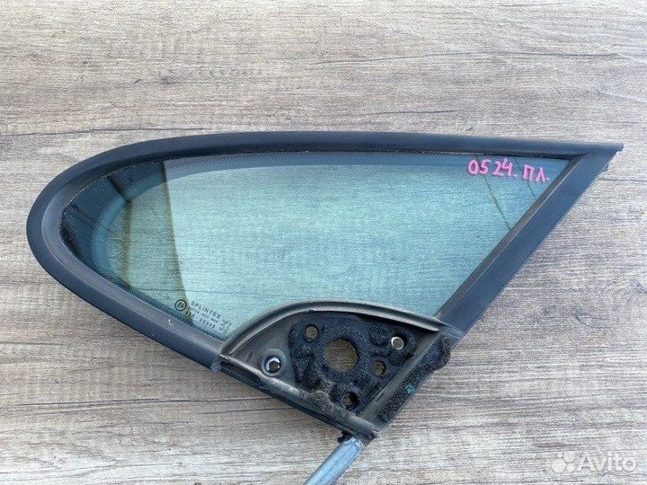 Форточка двери передняя левая Peugeot 307 3A