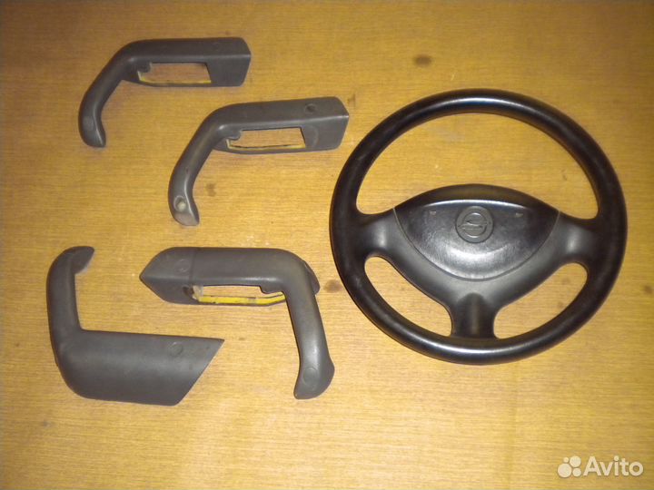 Радиатор масляный Ssangyong Musso 3.2 G32D