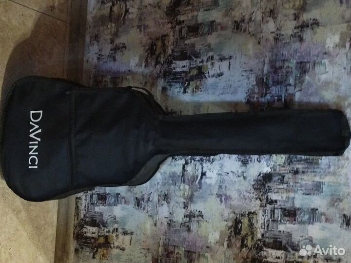 Классическая гитара шестиструнная