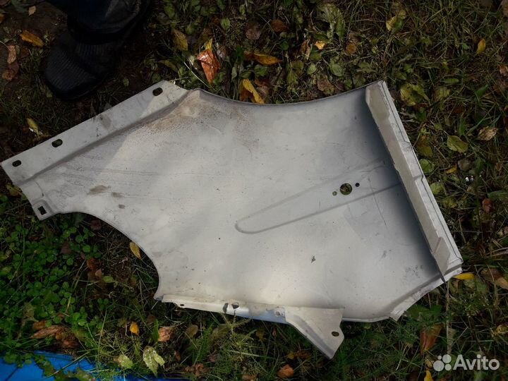 Крыло газ переднее