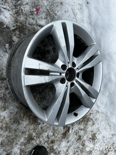 Один оригинальный диск R19 Mercedes ML w166