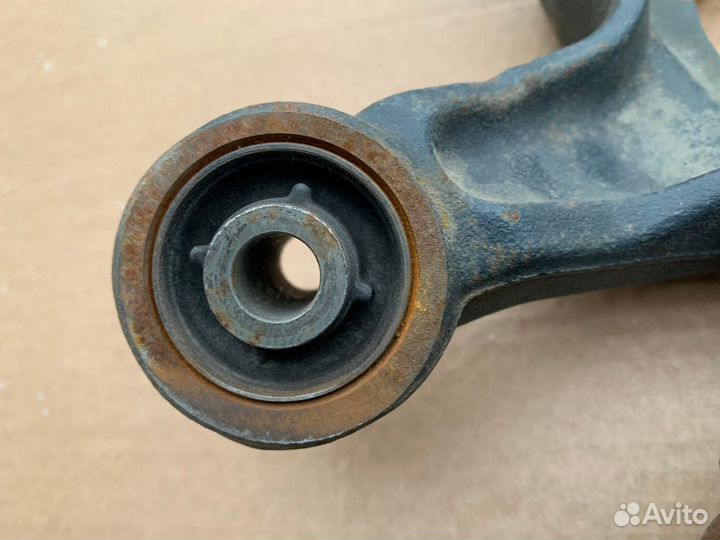 Кулак поворотный задний правый Toyota GT86, BRZ