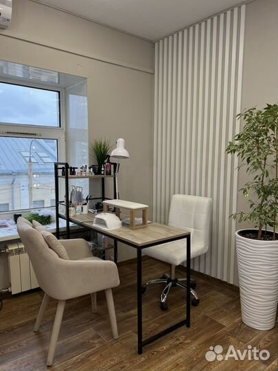 Мастер маникюра