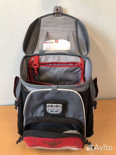Школьный ранец