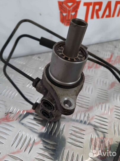 Цилиндр главный тормозной Ford Focus 2