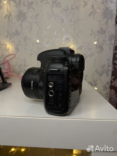 Зеркальный фотоаппарат canon 7d