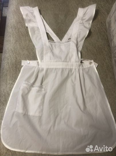 Белый школьный фартук