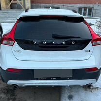 Volvo V40 Cross Country 2.0 AT, 2017, 75 000 км, с пробегом, цена 2 700 000 руб.