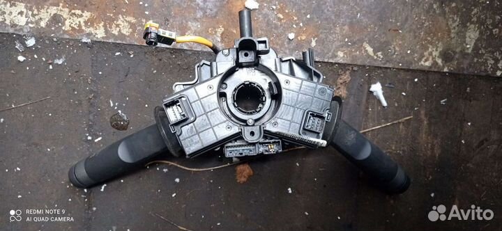 Подрулевой переключатель на Киа Рио 2