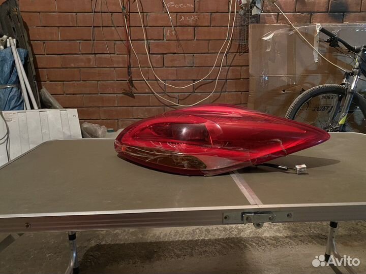 Фонарь задний правый Kia ceed купе