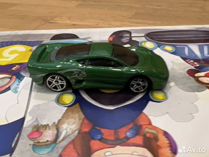 Hot wheels машинки